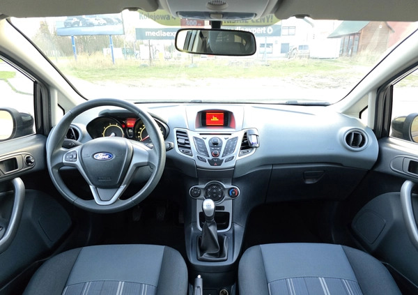 Ford Fiesta cena 16900 przebieg: 180000, rok produkcji 2009 z Bełchatów małe 254